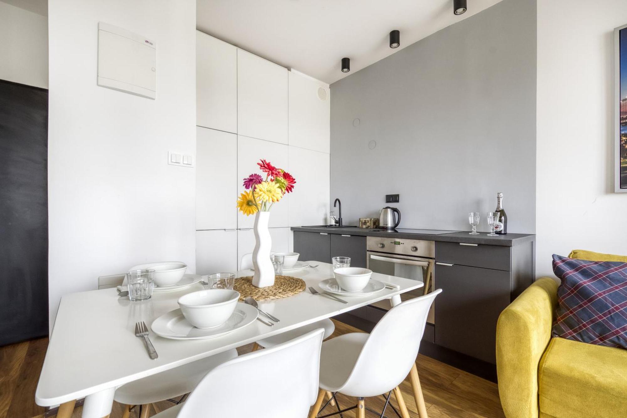 Warsaw Night Apartments Gieldowa Екстер'єр фото